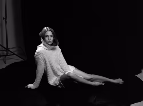 Item #50867123626424774834261631235437206087051938967624587772037365679786385473537 Media