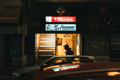 Item #44843267928384616295570388666005333348511305641032866018452810638067020857345 Media