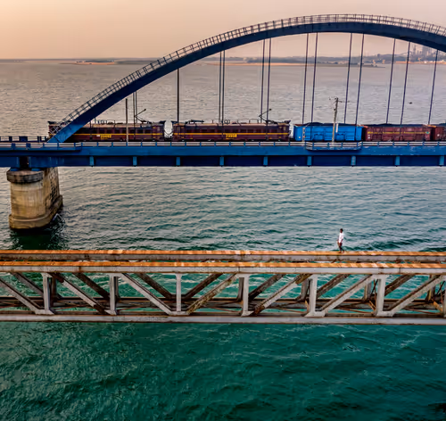 Item #88808793108644172061505635787461126145095139841843055649284626030074116702209 Media