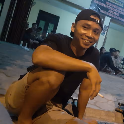 Untitled Collection #195157010