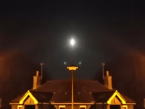 Item #86372680386576292541792791938057918503714724245285027126703641032657482022915 Media