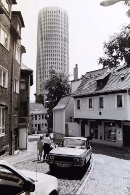 Item #105615228091736436910695968411395425794565690672177444720291627157974822158337 Media