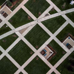 100600280271040798317723628260513137156606623100883316454227272114472616984577