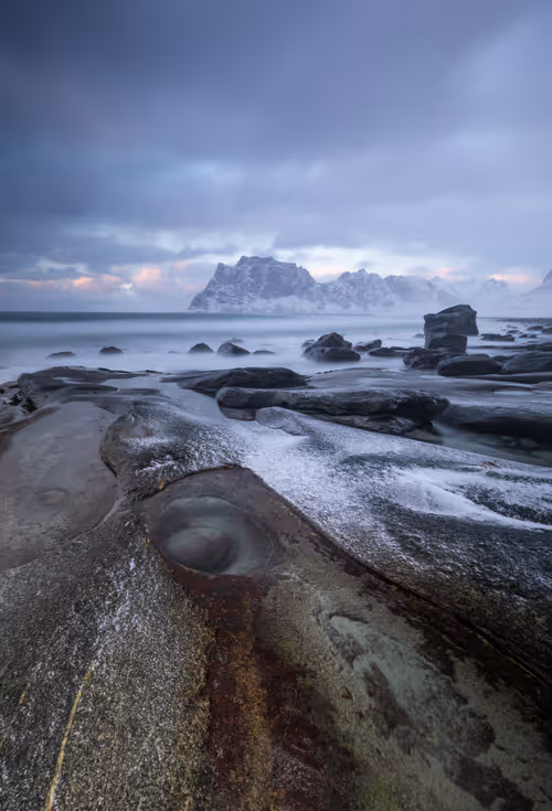 Item #28682539069684656541734828821976802711290237176293642286881478784661625765889 Media