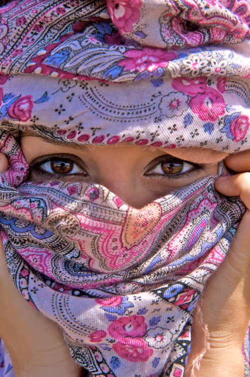 Item #20690686598406327978537158336164426387947003883481915028812449976188523249665 Media