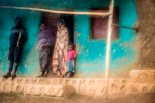 Item #50027882237522295676960542276708360859068113986169674979910834118610957369345 Media