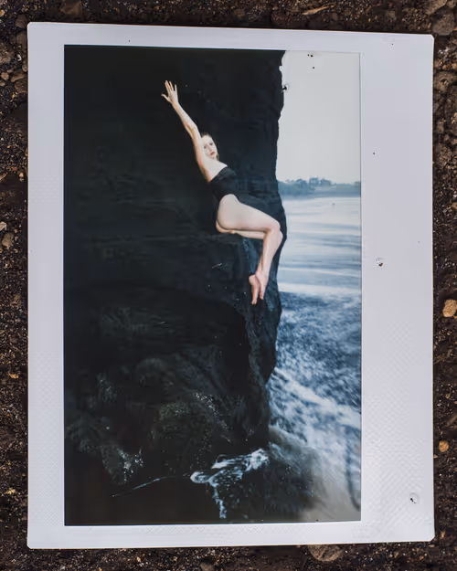 Item #68419822651467263092429172438454944812798111040714097313440204057890711928833 Media