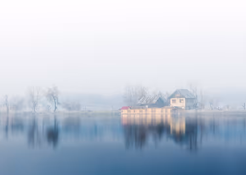 Item #100125324817140700473098673733568876555088890877521994710768706067205212602369 Media