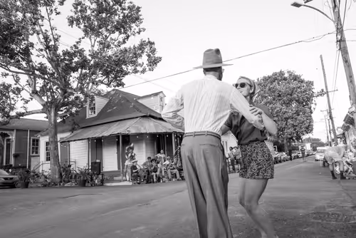 Item #52723320394616778036117287780572483102044091598855630984927915439296341868545 Media