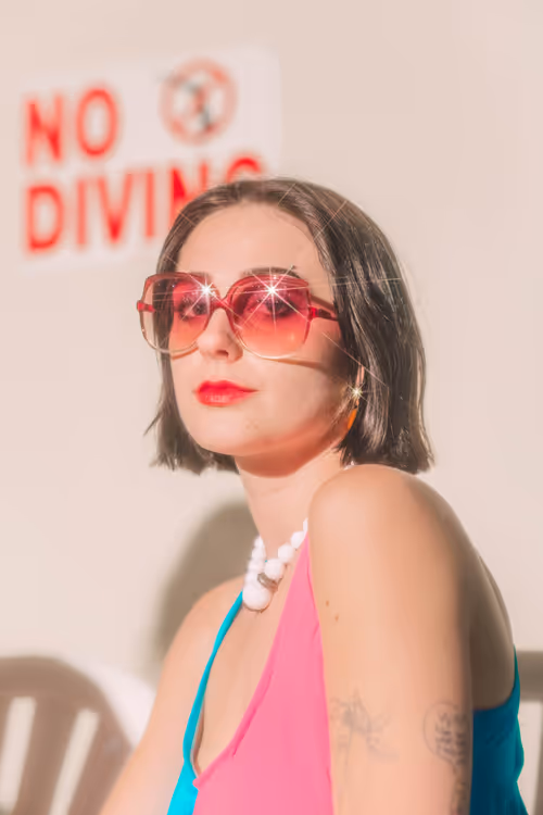 Item #93004874330559691384406351120557699532373362176152980957949480498663788642305 Media