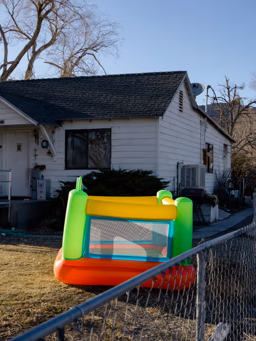 Item #77612435889549989959633814934000977317248207544468655990569008365397811920897 Media