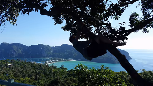 Item #17199085691341961783568916534787544428656954736531135273218644072608198295553 Media