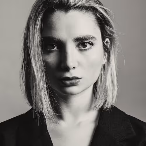 The Soul Behind The Eyes ZHTzXlihhW