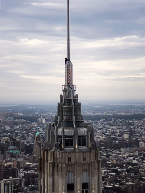 Item #72641522554297176095792570888304736708899283389291814999218520293131941838849 Media