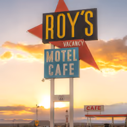5:05pm Amboy Ca Roys Diner Route 66 