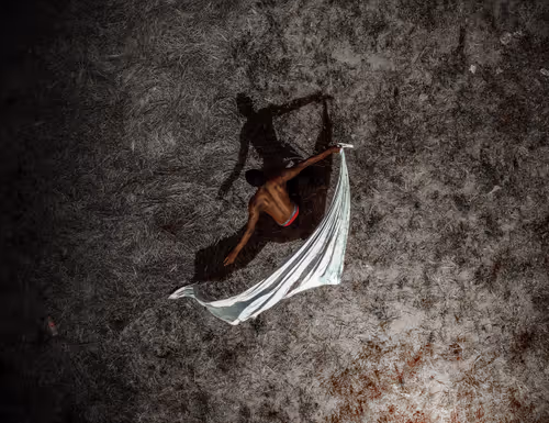 Item #51082641443820473803318409807995596753001585459316189646274989686213356552193 Media