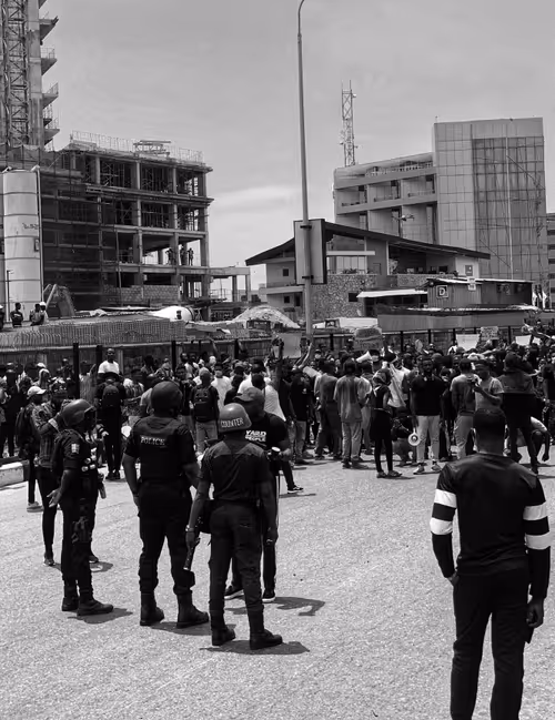 Item #86109783756313584205852517343469947488147622379281892580711212483496789409793 Media