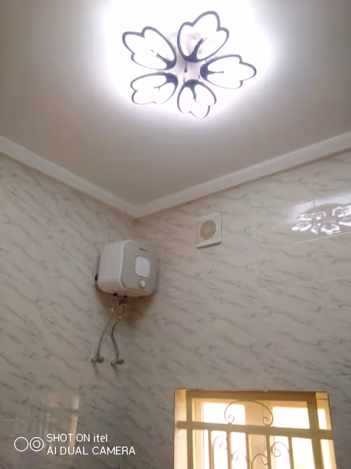 Item #80768904242615089448372837379527298627533482195118636807100802815631212675073 Media