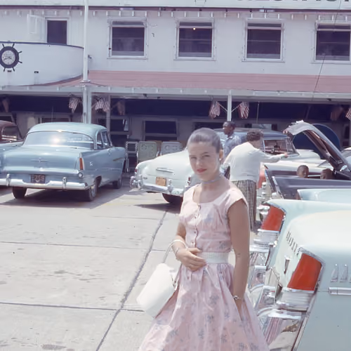 1950's Pretty Girl With Old Cars In Parking Lot - Pic #1