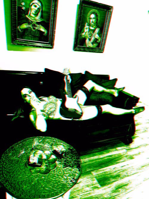 Item #12986001583624842443475589555777676835882886084855718816066093721253725601793 Media