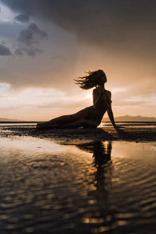 Item #83332782865168099246111470793904216784049773190563389119764666125618864193537 Media