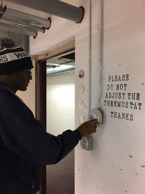 Item #51690675638909644790966826113213763437997288927381309606437551993491422183425 Media