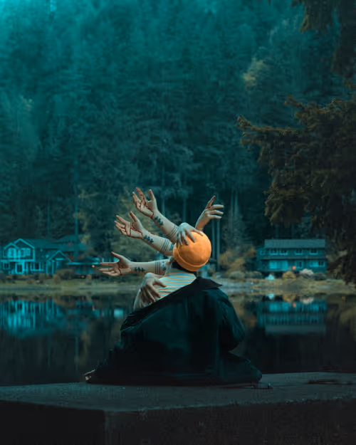 Item #27037863162219595274106965328796201644236451492369191694628585654015211077633 Media