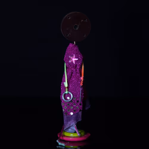 Item #100151078309057675366159992497543003968848618159963270405575559637208861245441 Media