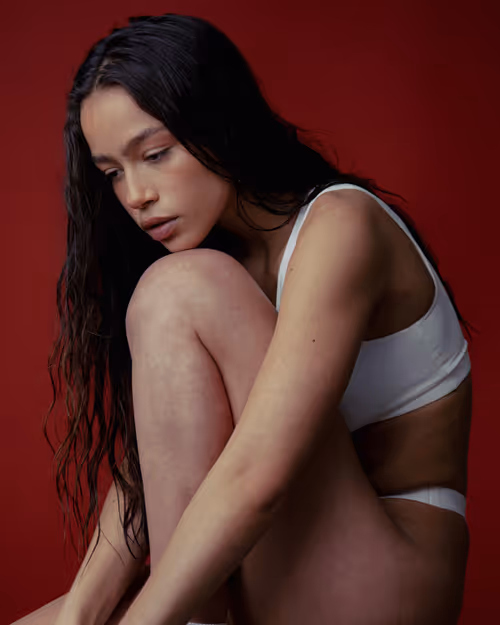 Item #49421393432894499121215694470303184244096795482679490930709574065065260220417 Media