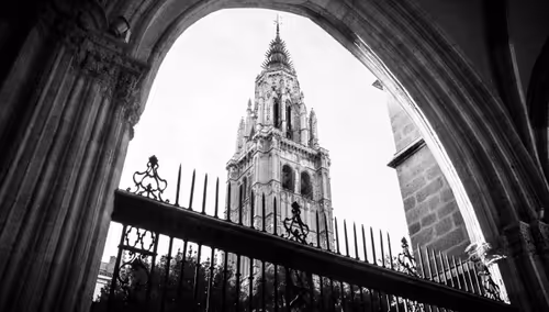 Item #87092990260447267838744578330374476785020899117585411719574779700896239452161 Media