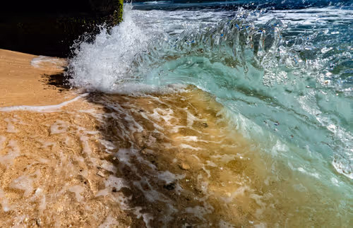 Item #19717472655541438358875111876949792254809295352552867053113992324025243664385 Media