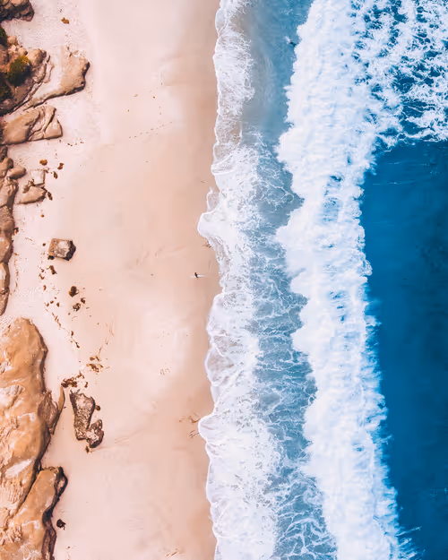 Item #85839433850987451351373420882988387136315355777257615017203975715249427841025 Media