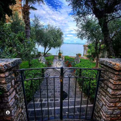 Sirmione Garda Lake SHOOT