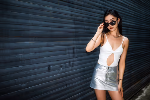 Item #115430530021268454506709462617258432423083676323812975140675143044508912975873 Media