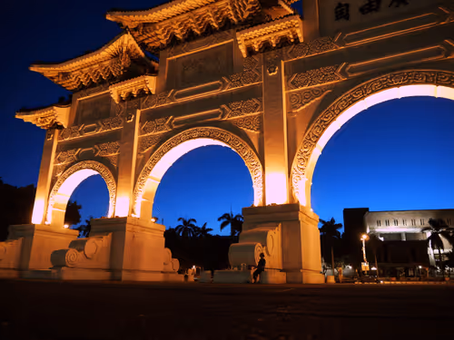 Item #105322358618701185533743754469895824107639028648078310589264470356439341203457 Media