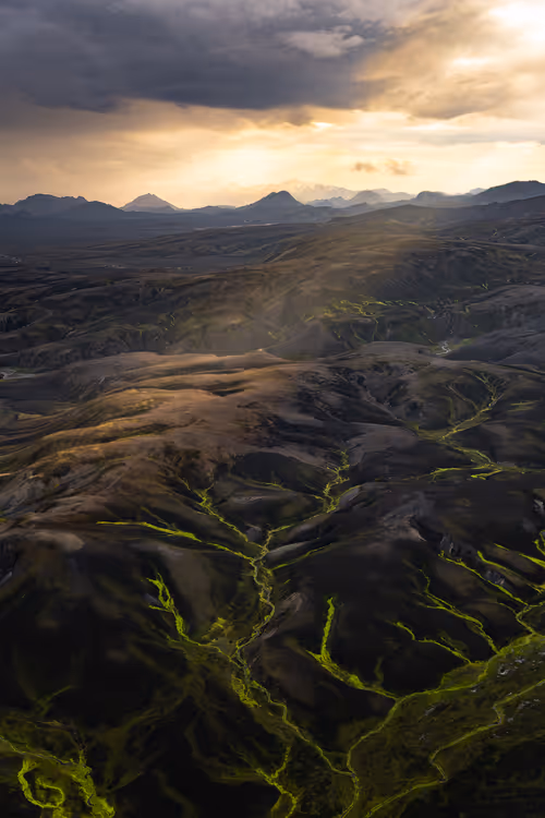 Item #94222414871765707826580274803377987271053637786677016811480512552153389203457 Media