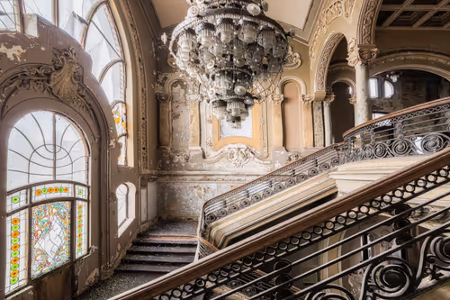 Item #12380643742834719912918023214587921165200821419383689299848195899593041379329 Media