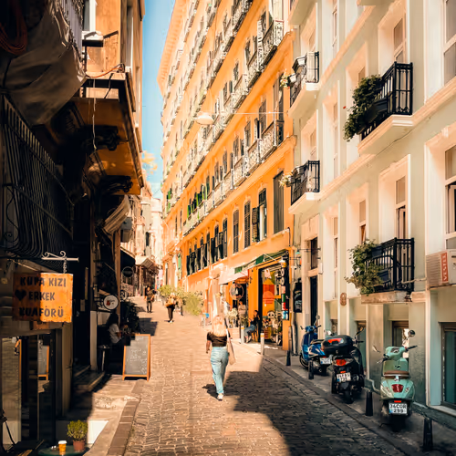 25828147237821198195018353565513715926828886605696715423323237888292579966977