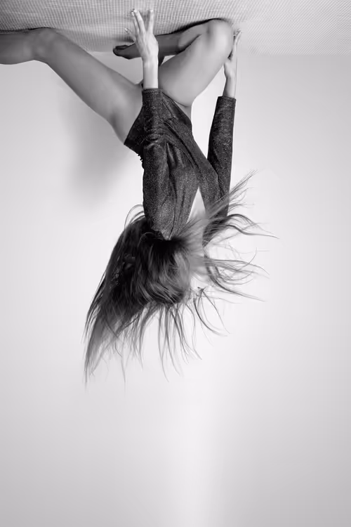 Item #9568340009820903469931510815711559504981938401671235093968357338135291494401 Media