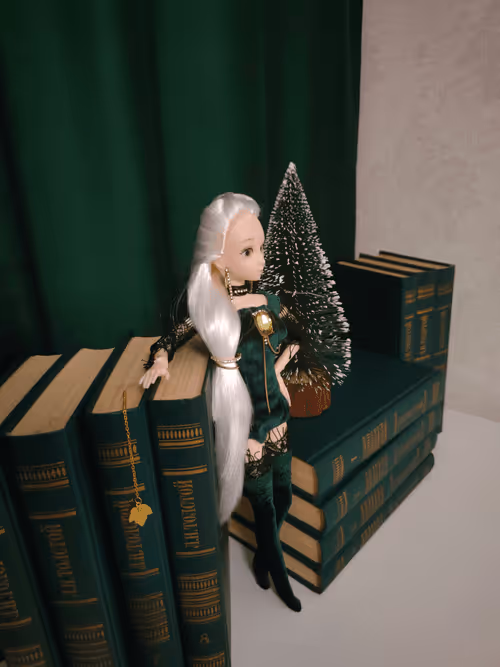 Item #11961321273315843393117217889358814831628969918437034624585432518208700547073 Media