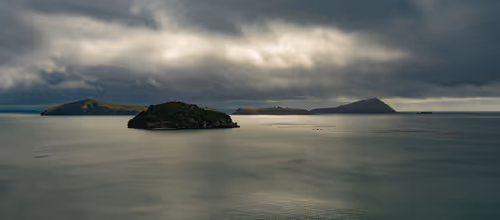 Item #108547290172068983727785202246252609350304201814617164826611777555997501947905 Media