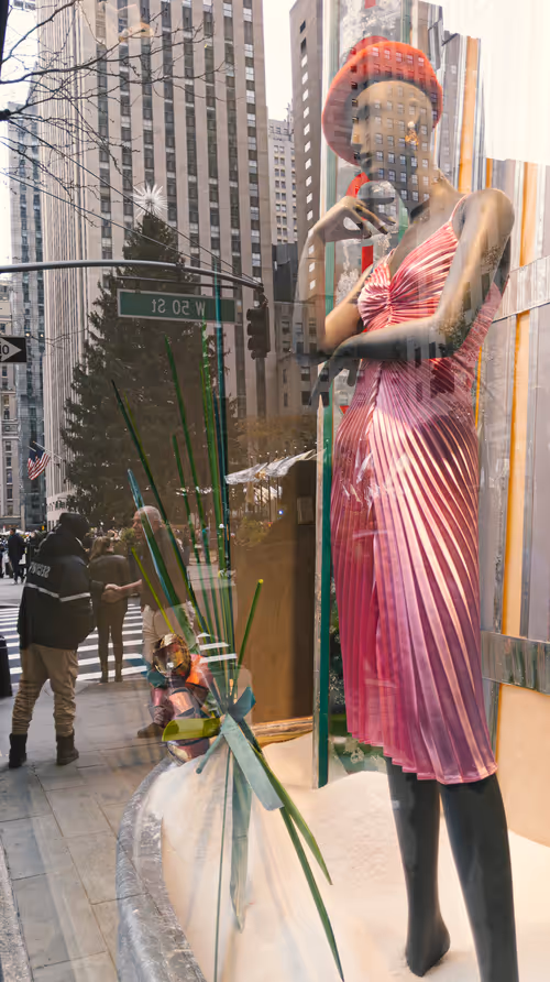 Item #1329906673436554735741479762689004721964883825291971096983776565551198896129 Media