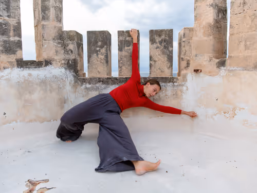 Item #94745967520971096604057728122660795152210802931068623242205408445769124413441 Media