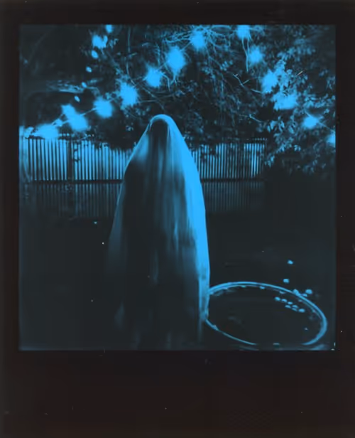 Item #103925043226850068411214111980778021596201122013188060205337914379605156823041 Media