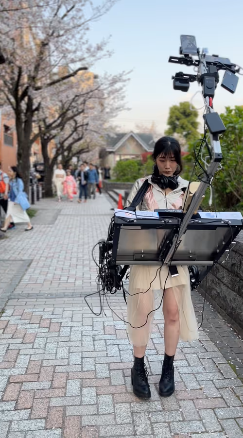 Item #1028948290227924939201024215385718001213860466215070300995079899217095819265 Media