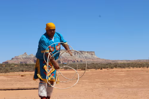 Traditional Navajo Hoop Dance Nj4TYFBEjp