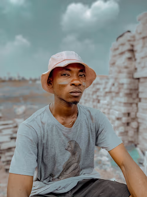 Item #100623597699185972117634152426257086228812849295265743593256980210680837701633 Media