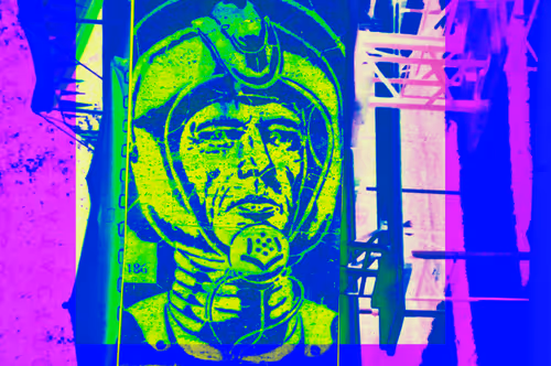 Item #51707329153489912674067166872871341226480294802352717644910339344453427265537 Media