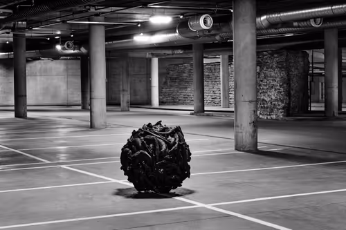 Item #81425468840217938130335513187731669853655760223415782332089084399759979970561 Media