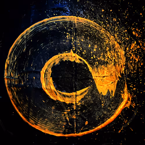 Item #79199631732045679610409293861376479058464126016282343108999058183310299627521 Media